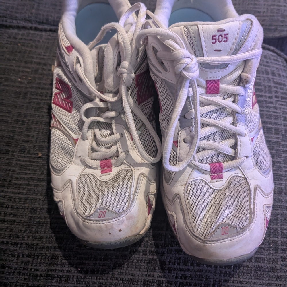 New Balance Womens Pink and White Sneakers Size 8.5